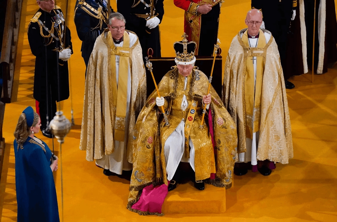 🏰 England’s King Charles III & Queen Camilla, Historic Coronation 👑
